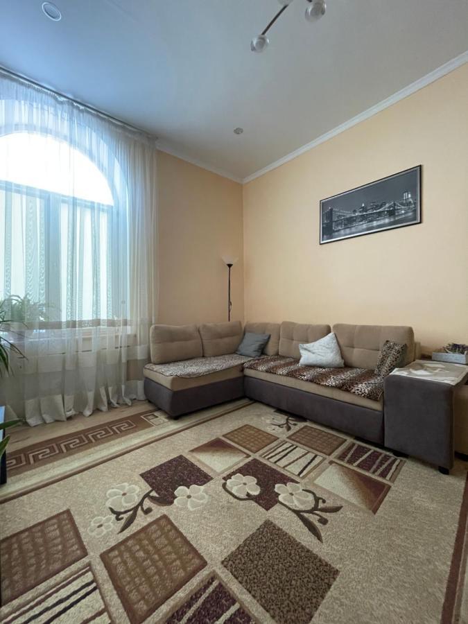 Soborna Comfort Place Apartment ลวีฟ ภายนอก รูปภาพ